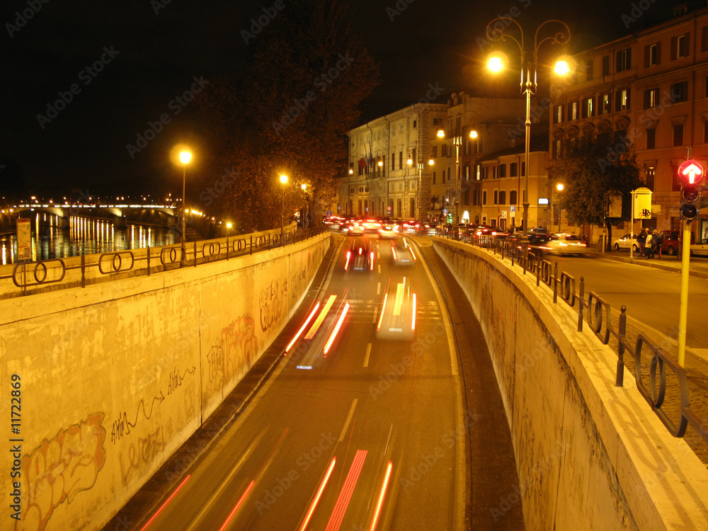 Fototapeta premium Night's street in Rome