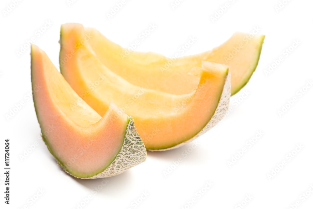 3 Spalten von Melone auf weißem Hintergrund