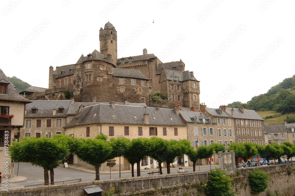 Fototapeta premium Estaing le village Aveyron