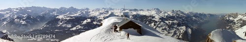 Hütte auf Gipfel / Hut at summit © bewi