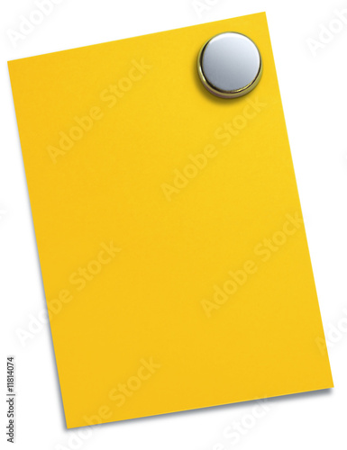 Magnet-Pin mit gelbem Zettel
