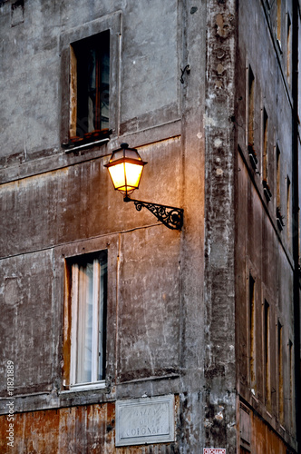 Photography lamp on a building in rome