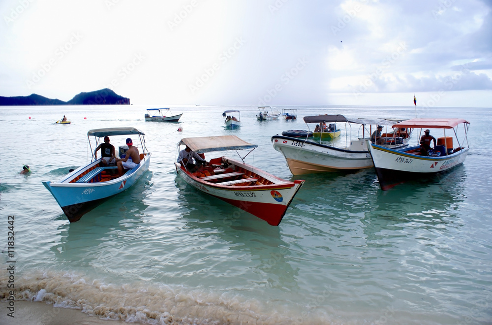 Fototapeta premium Peñeros en Mochima