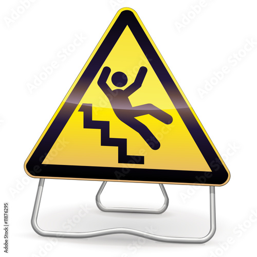 Danger de chute dans les escaliers (ombre)