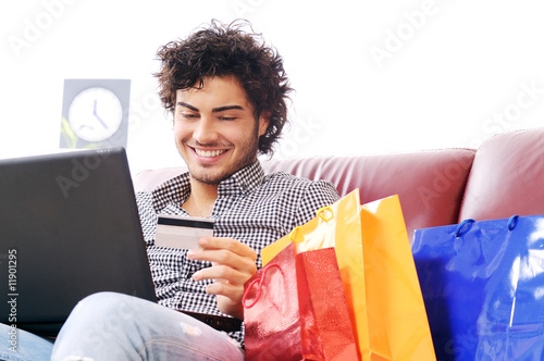 happy shopping online