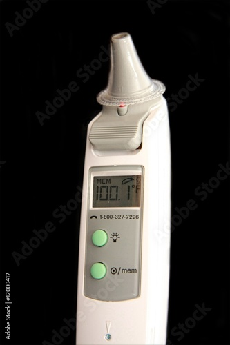 digital thermometer photo