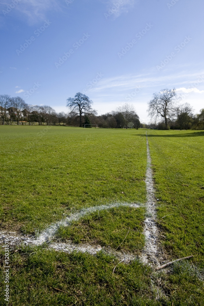 Corner marking on football fields