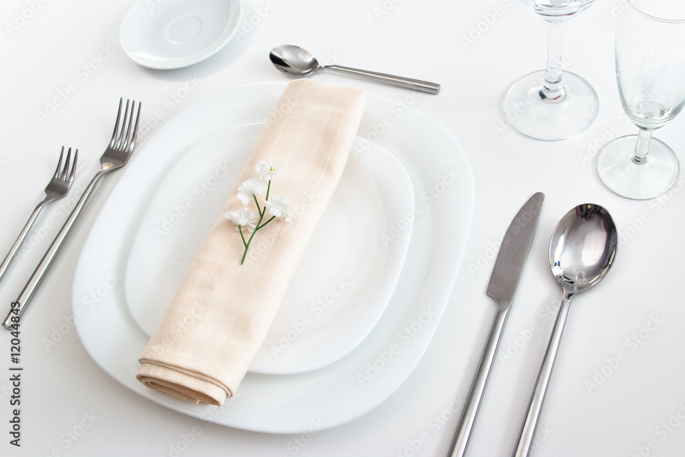 white place setting white place setting