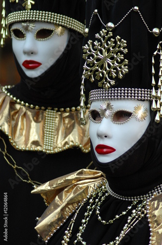 twin masks at venice
