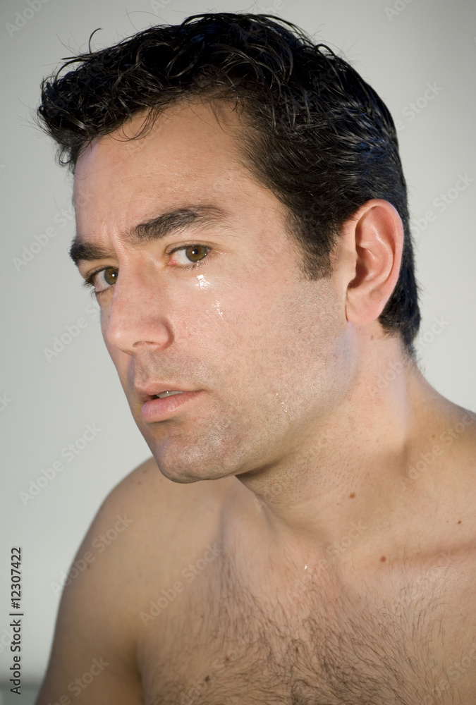 Obraz premium uomo che piange