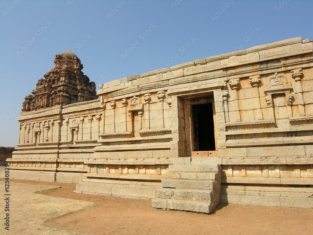 Peaceful Temple, Hampi 3