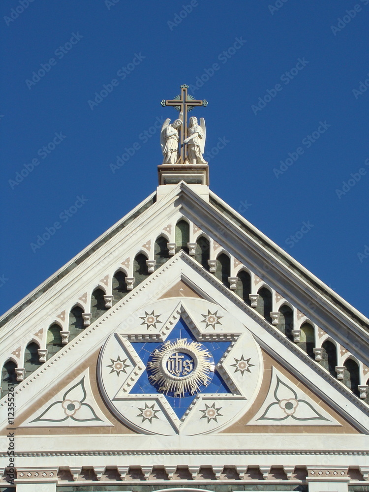 Fototapeta premium fragment neogotyckiej fasady kościoła Santa Croce we Florencji