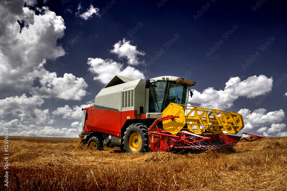 Obraz premium mähdrescher