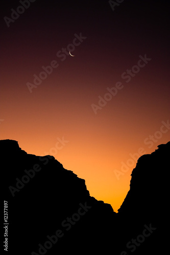 Wadi Rum - Sunset with Moon