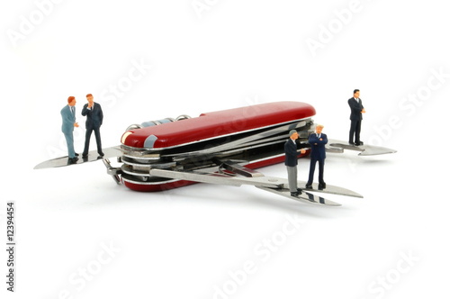 Fotografía business people on penknife