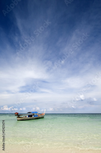 beautiful tropical beach at Thailand with turquoise clear water © rjmiguel