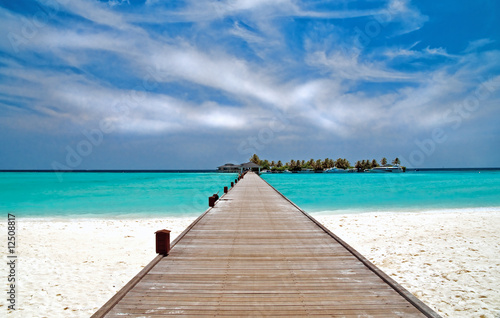 Brücke am Strand