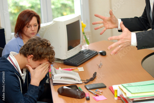 Картината върху платно Dans le bureau du directeur
