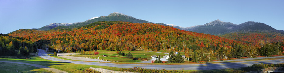 Fotobehang Natuurpark Mount Washington berglandschap  © William Higgins