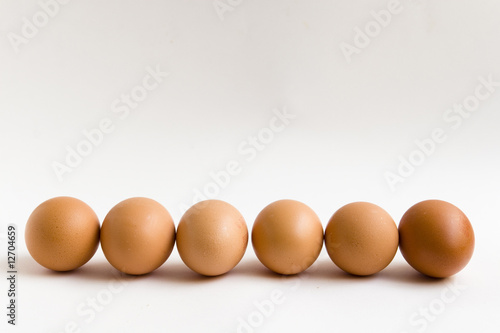 seis huevos en línea
