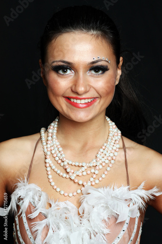 Fotografie beauty girl dancer can-can