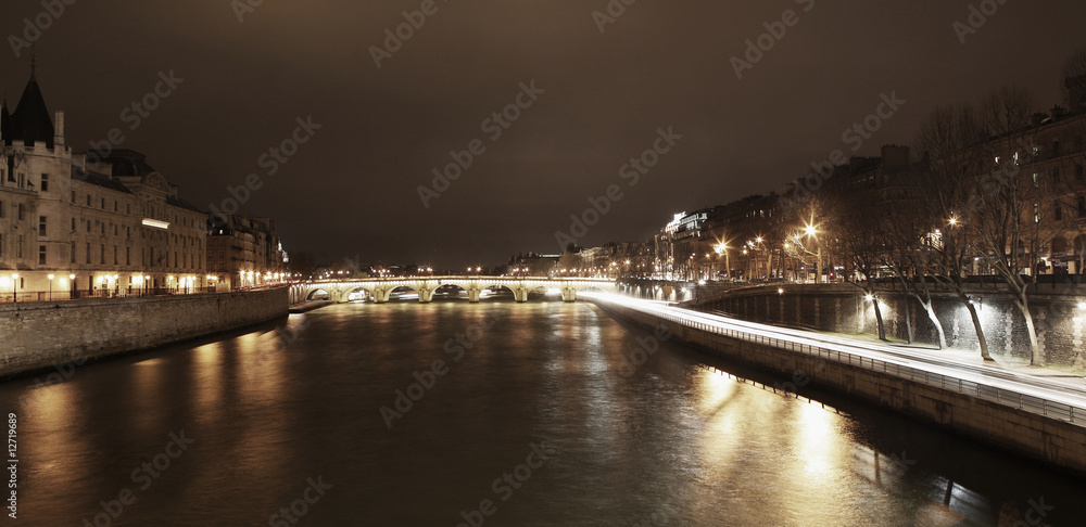 pont sur la Seine