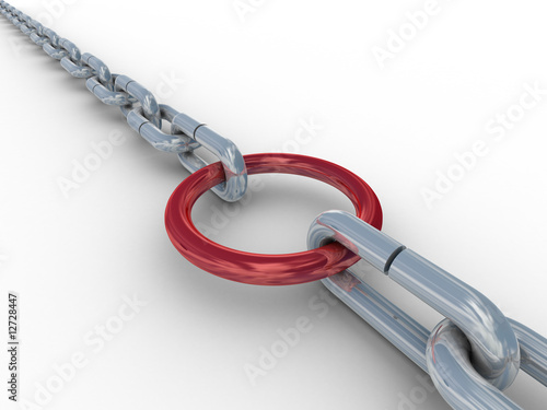 Chain fastened by a red rin...