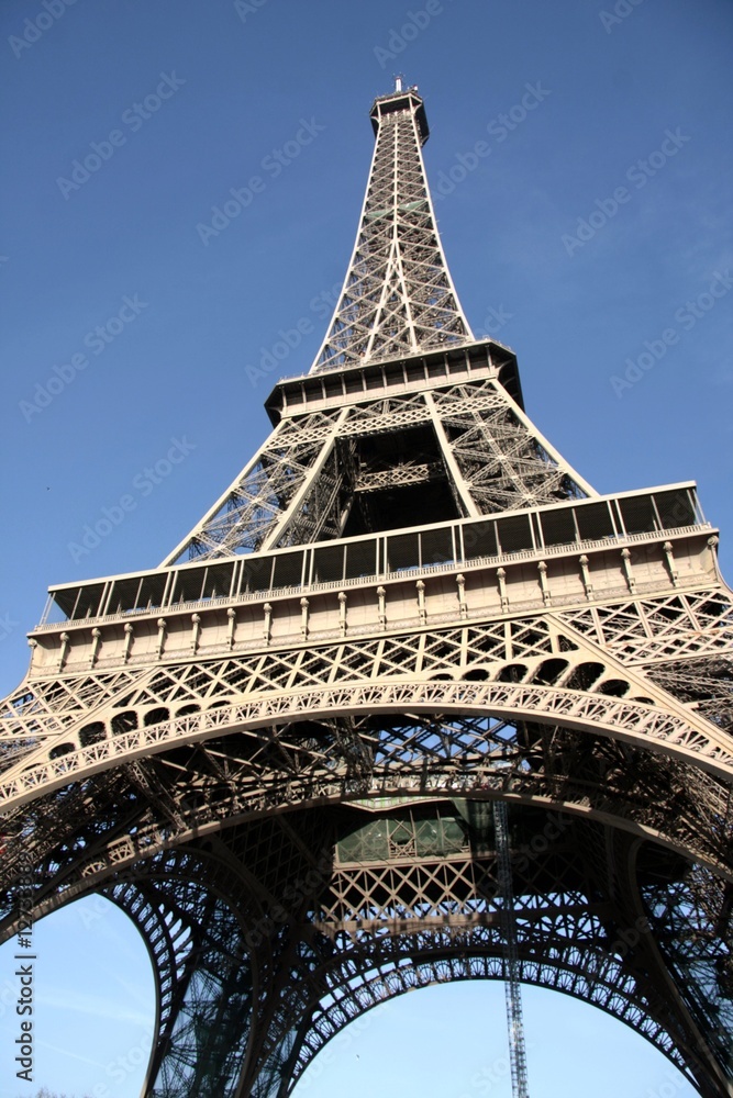 Paris, Tour Eiffel en perspective