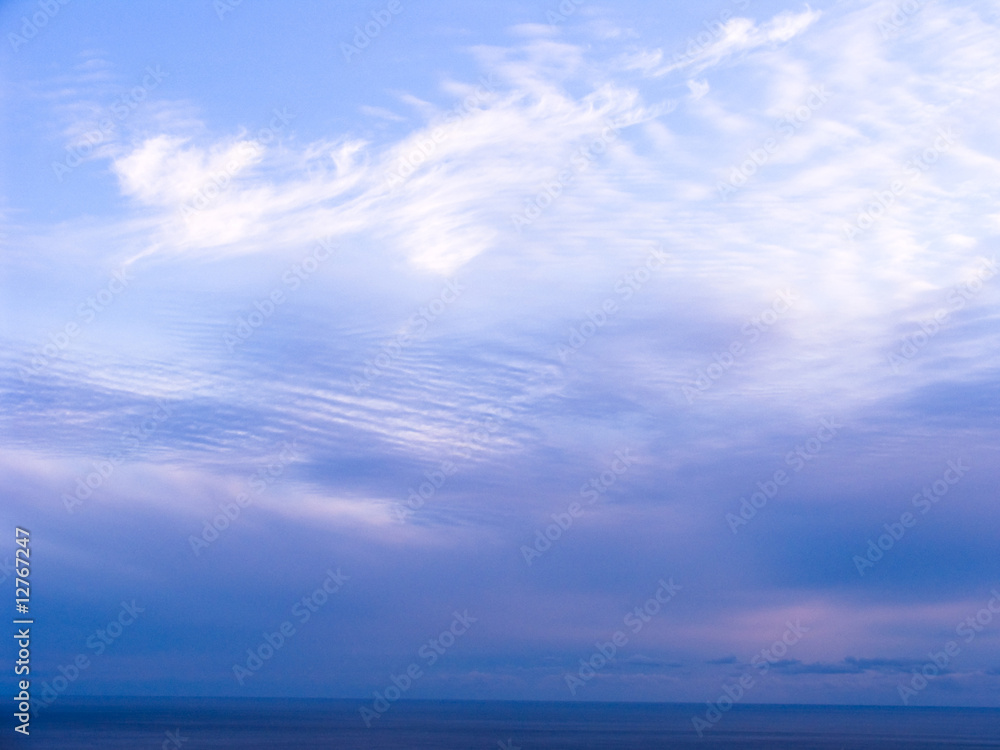 Obraz premium White clouds