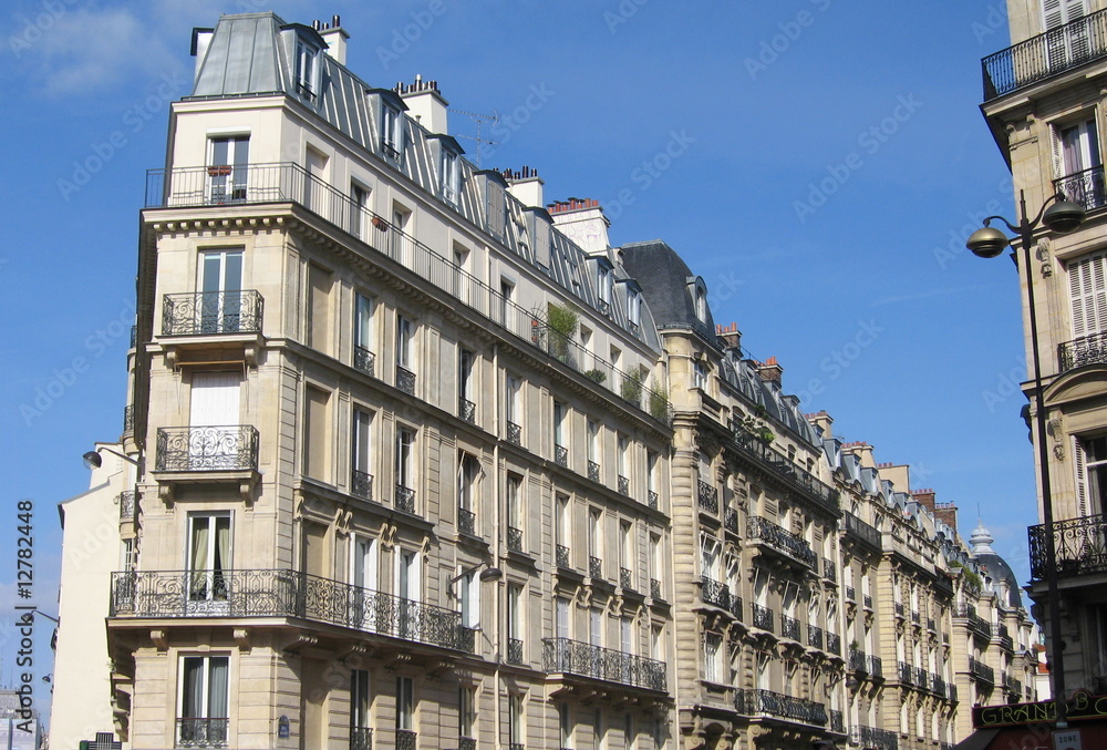 Obraz premium immeuble parisien