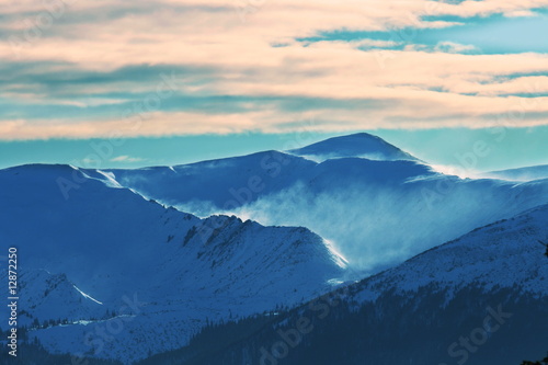Winter mountains © Galyna Andrushko