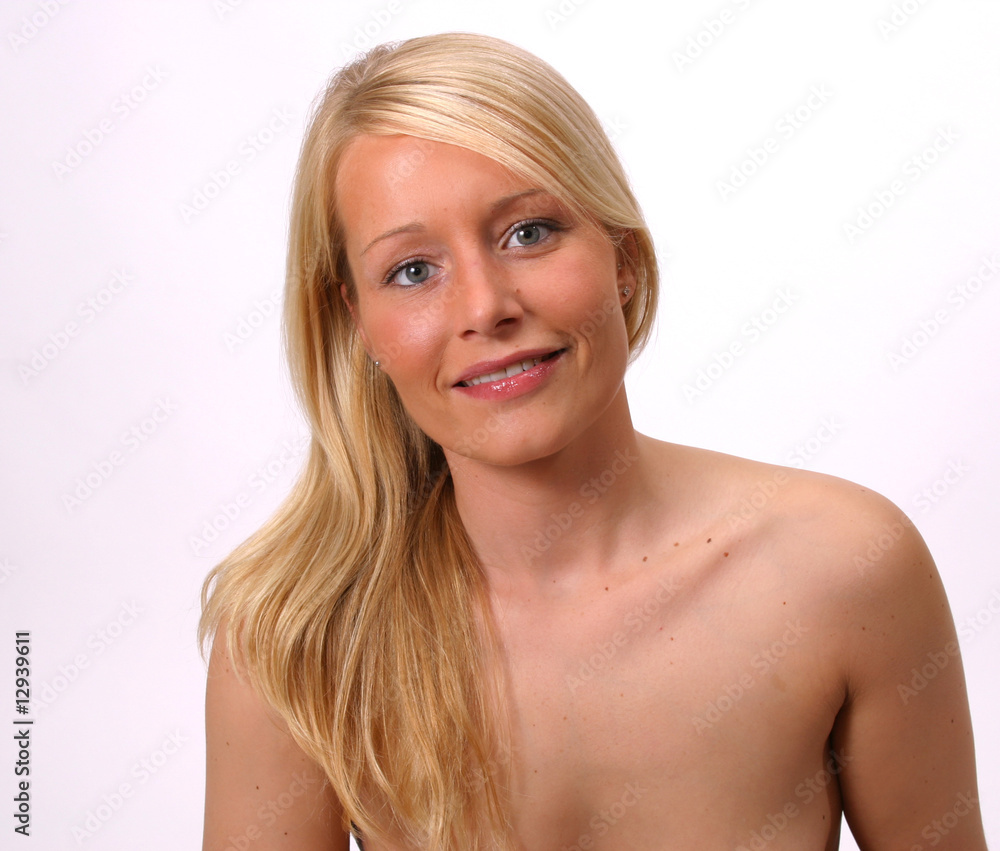 Blond 01 Blond 01