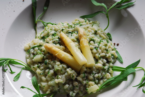 Orzotto agli asparagi e sclopit ( silene - erba di campo ) Fvg photo