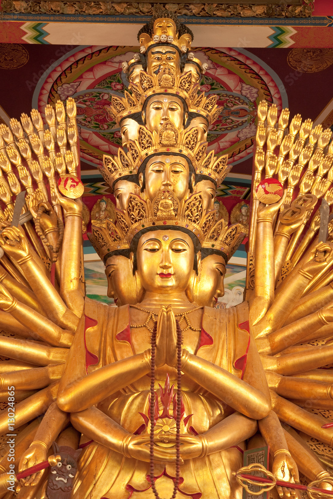 Thousand hands Kuan Im U Lai, most sacred Chinese god
