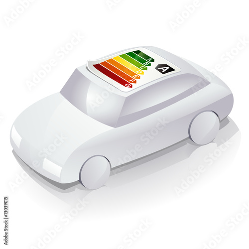 Voiture blanche et son sticker énergie de classe A (reflet)