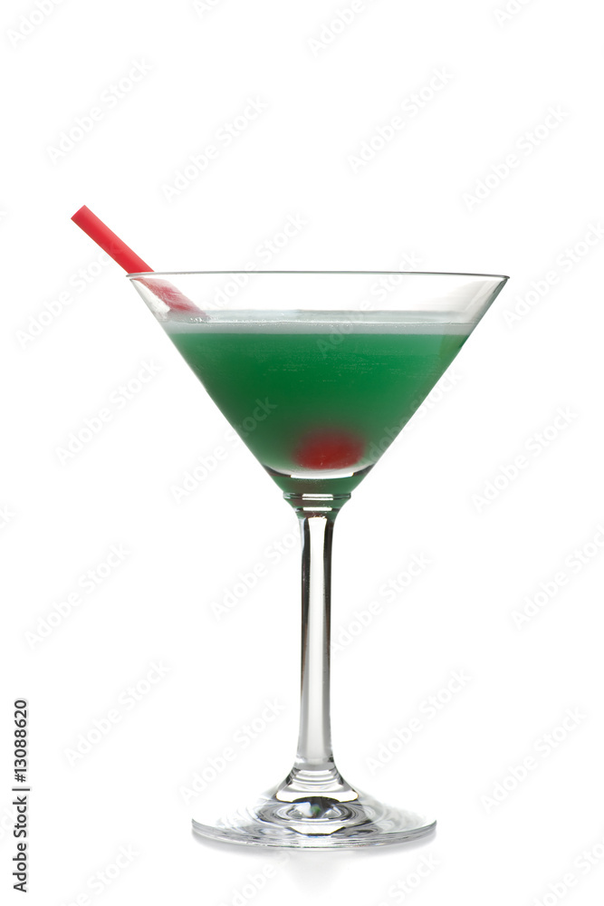 LUST - ein grüner Cocktail mit Kirsche