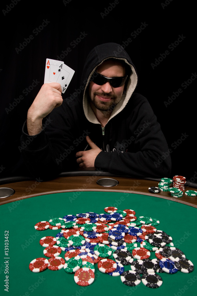 Win with two aces in poker Win with two aces in poker