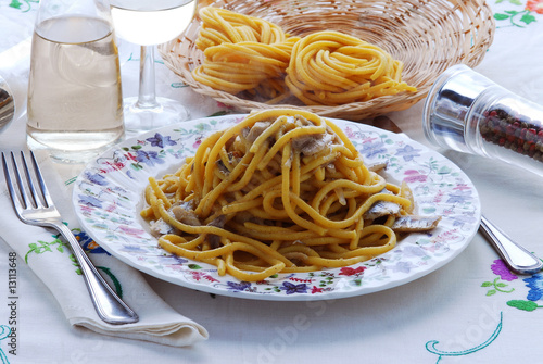 Bigoli in salsa di sarde - Primi piatti - Ricette del Veneto photo