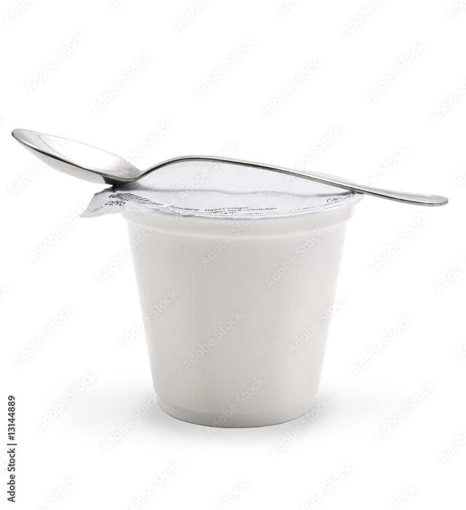 Yogurt Bianco Isolato su sfondo Bianco Stock Photo