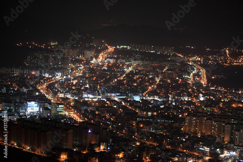 Wallpaper Mural Nachtaufnahme von Jinhae Torontodigital.ca