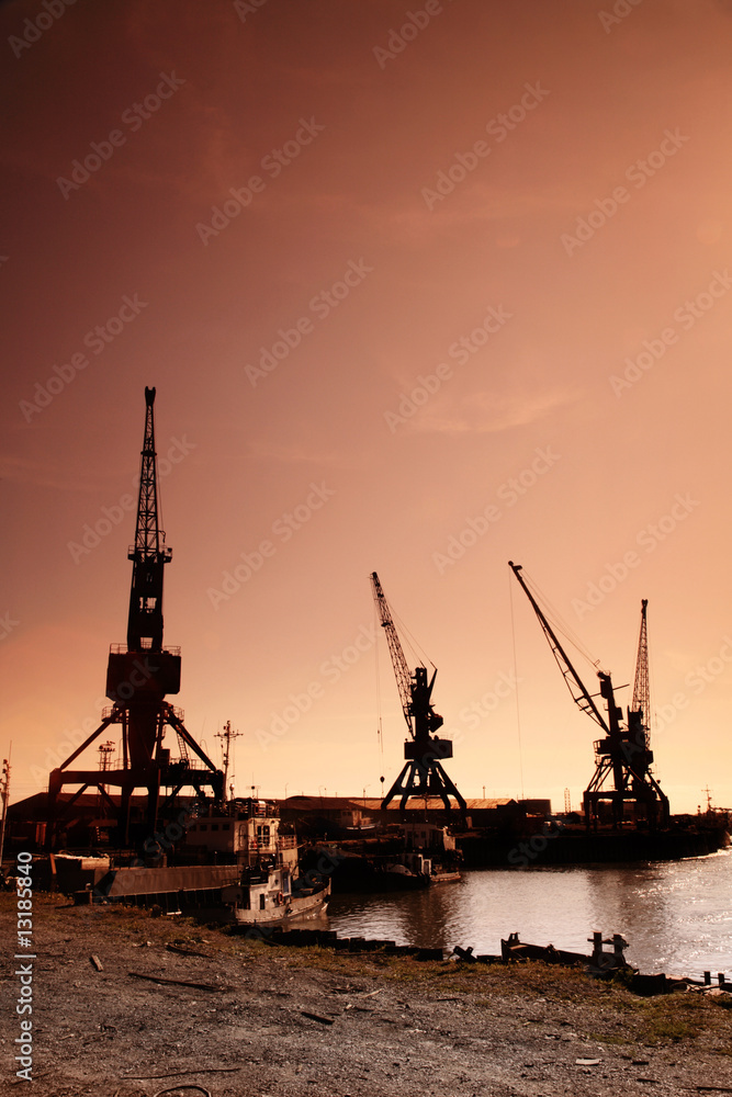 Obraz premium harbor with crane
