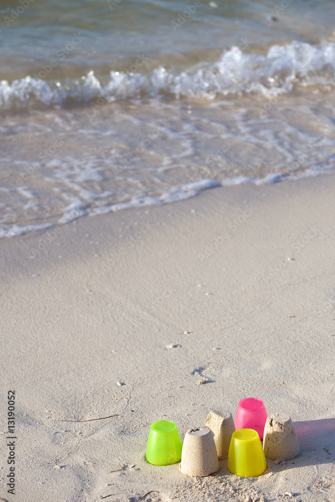 Naklejka premium Beach toys on sand beach of Bahia Honda state park, Florida