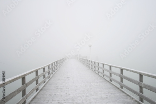 Fototapeta Kładka we mgle