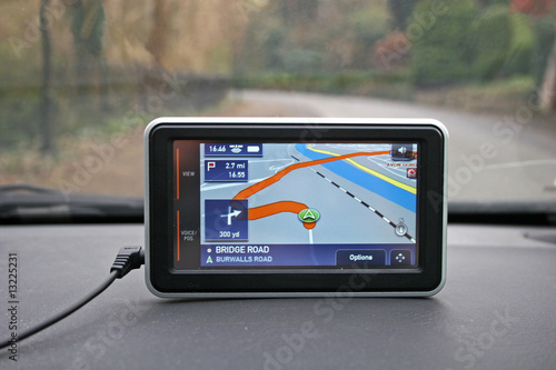 satellite navigation device