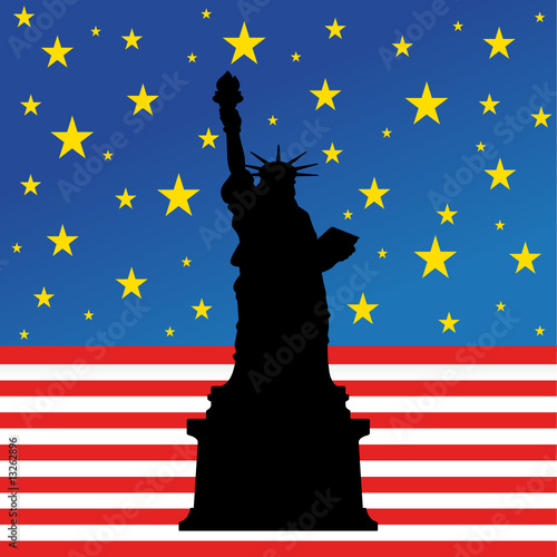 statue de la liberté avec drapeau américain