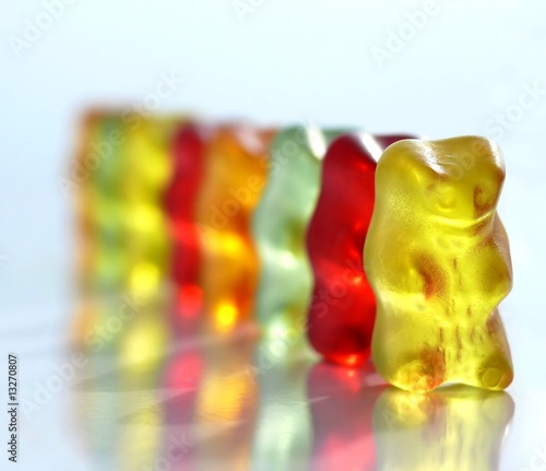 Gummy bears on white © anutka
