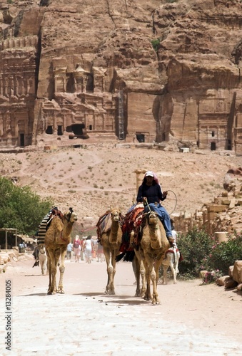 Fotografie Petra ruins and mountains in Jordan