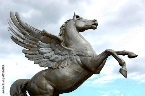 Canvastavla Pegasus Pegasos geflügeltes Pferd Horse with wings statue
