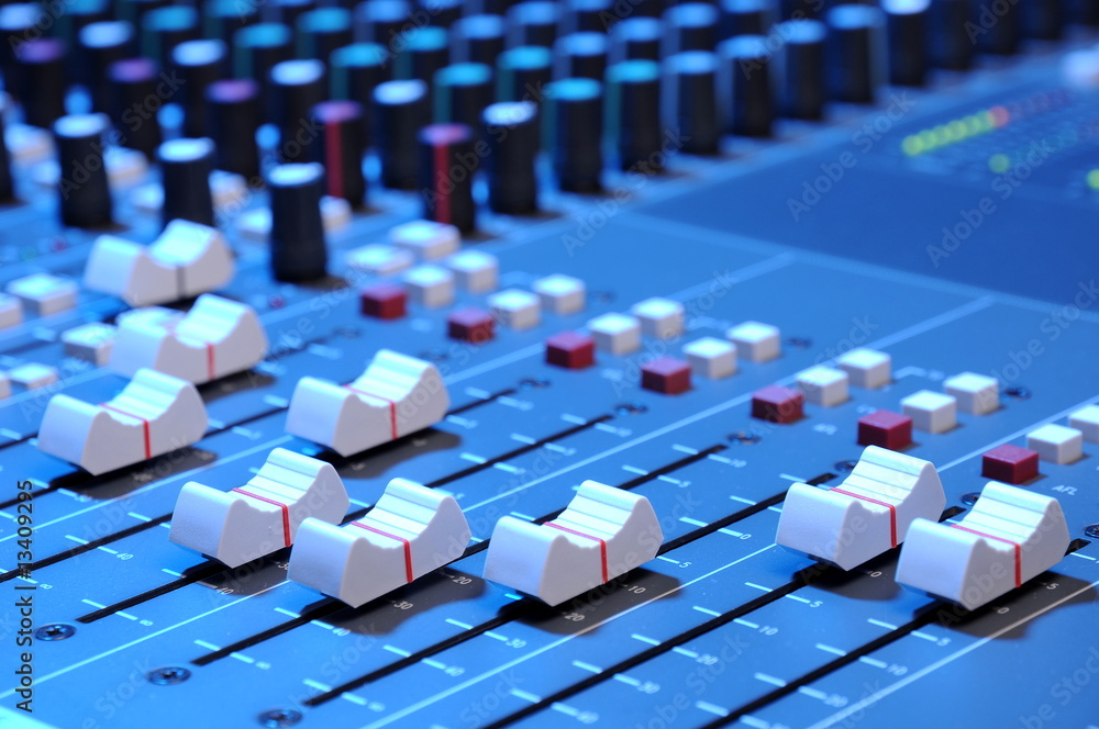 Obraz premium audio02