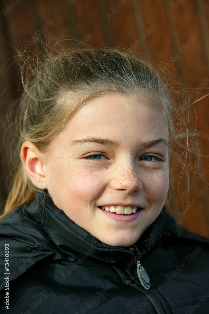 portrait d'une petite fille portrait d'une petite fille